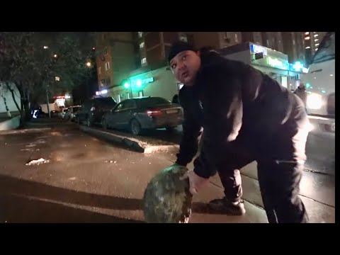 Видео: "ХВАТИТ ТЫКАТЬ В ДЕВУШКУ КАМЕРОЙ"👩🏼(#КириллБунин)