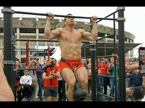 Видео: Новый рекорд в подтягиваниях. Заруба лучших. День города