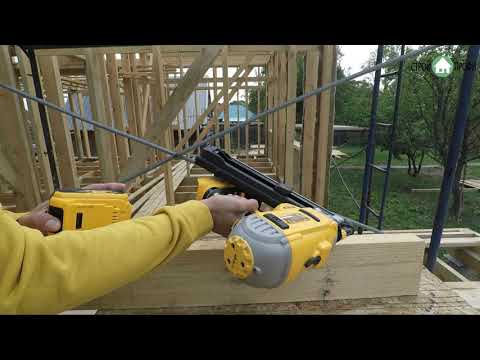 Видео: DeWALT DCN692. Нейлер, гвоздезабивной пистолет. Каркасные дома Строй Профи Рязань