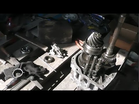 Видео: И снова Истана. Собираем коробку передач.