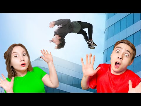 Видео: Бросили Вызов Крутому Гимнасту! *Пол Это Лава В Реальной Жизни*