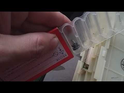 Видео: Замена лампочек в блоке климат контроля JZX100