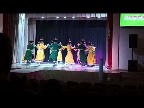 Видео: Детский коллектив "Улаан Туяа"  - Ёхор (стилизованный)