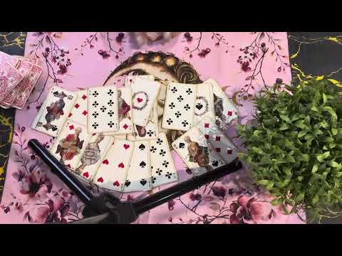 Видео: Что у КРЕСТОГО ♣️ с БУБНОВОЙ ♦️?! 🧐 #крестовыйкороль #соперница #любовныйтреугольник 