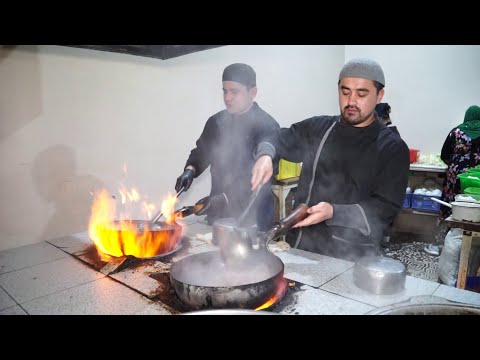 Видео: Уйгурский ЛАГМАН ! Самый Вкусный Уйгурский Лагман ! Уйгурская Кухня