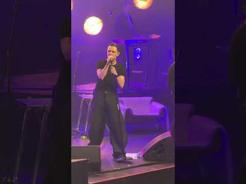 Видео: Ваня Дмитриенко - 36,6 23.10.2025 СПБ А2.  #ванядмитриенко #настоящая #силуэт 