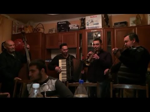 Видео: Глиницькі музиканти завітали вгості до Миколая. Родина Богданюків. Архів 18.12.13. #dimonproduction