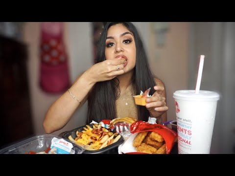 Видео: Бургер с беконом и сыром WENDY'S ограниченной серии + картофель фри с беконом + 10 куриных наггет...