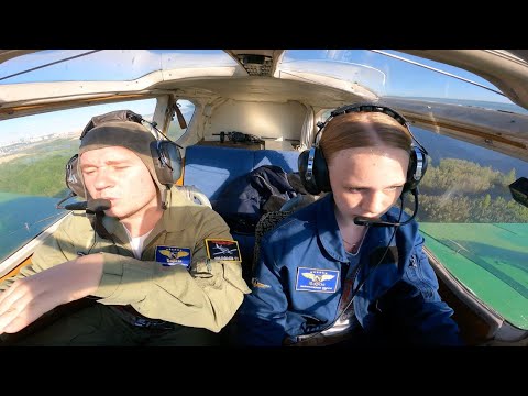 Видео: Учебный полет на ЯК-18Т - Курсант Полина