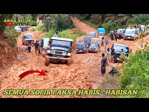 Видео: СЕРЬЕЗНО❗Десятки автомобилей застряли, все водители бесконечно борются с грязью