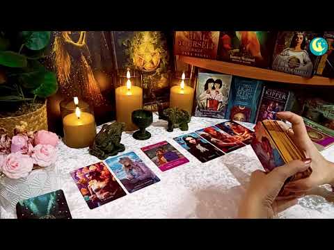 Видео: 💯💔ТАЙНАТА МУ Е РАЗКРИТА! КОЯ си ти в неговите очи? Таро разклад #таро #чувства #отношения #любов