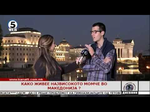 Видео: Како живее највисокото момче во Македонија ?