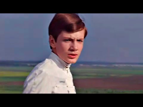 Видео: Этот большой мир - песня из к/ф Москва - Кассиопея (1973)