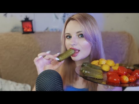Видео: ASMR EATING/ИТИНГ МАРИНОВАННЫХ СОЛЁНОСТЕЙ🍅🥒