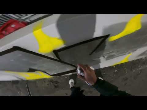 Видео: Граффити ночью на курском вокзале побег от полиции