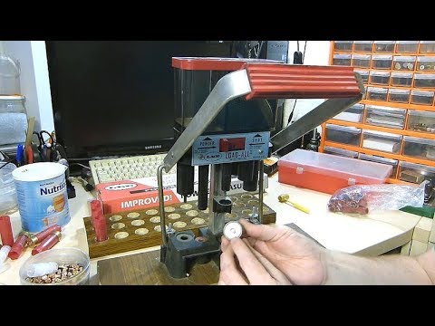 Видео: Снаряжение дробовых патронов на Lee Load All 2