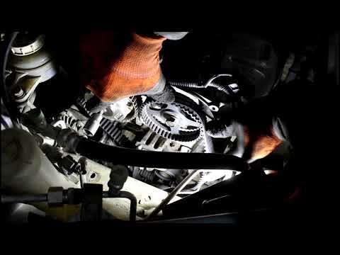 Видео: Замена сальников распредвала на Mitsubishi Colt 1,5 Мицубиси Кольт 2003 года  2часть