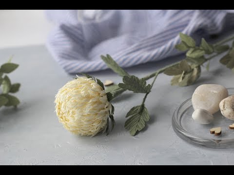 Видео: Мастер класс. Хризантема из гофрированной бумаги. Hand made paper flowers