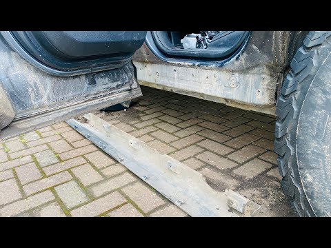 Видео: Снятие накладок на пороги / обработка от ржавчины - Land Rover Freelander 2