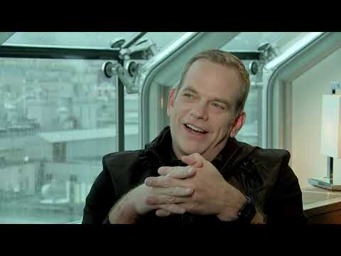 Видео: Интервью с Гару (Interview with Garou)