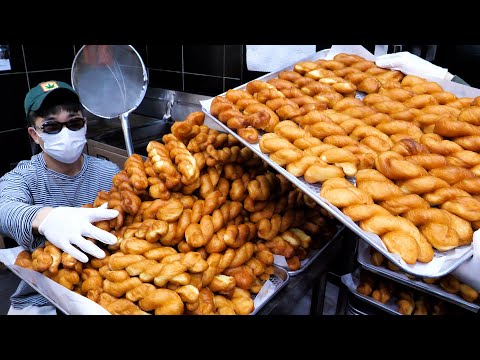 Видео: продам 3000 в день! корейские скрученные пончики с различными начинками - Корейская уличная еда