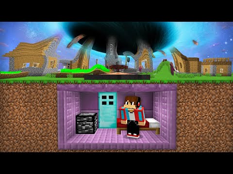 Видео: КАК МНЕ ПЕРЕЖИТЬ ЧЁРНУЮ ДЫРУ В МАЙНКРАФТ | Компот Minecraft