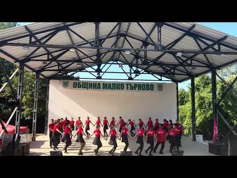 Видео: Великденска ръченица - Клуб по народни танци Аратлии