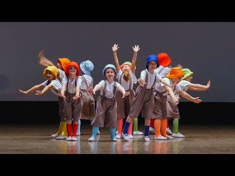 Видео: Dance - WINDING BUTTONS. Choreographic studio BABY / Танец - ЗАВОДНЫЕ КНОПОЧКИ. Студия МАЛЫШОК