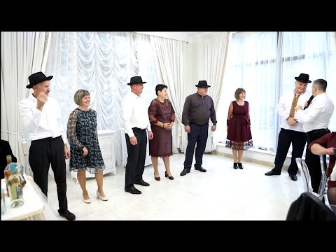 Видео: Прикольні конкурси на весіллі - гурт БРАВО
