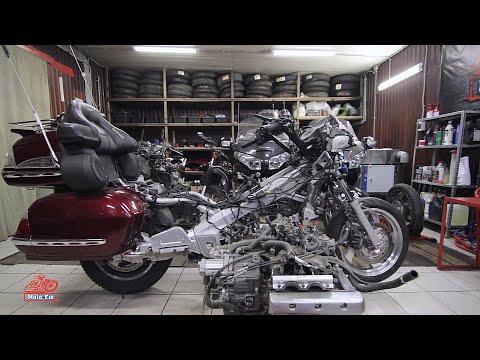 Видео: Honda Goldwing 1800 - Ремонт коробки, демонтаж двигателя / Gearbox repair, engine removal (part 1)