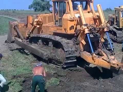 Видео: При прокладке кабеля наткнулись на трубу. Прокладка кабеля в земле