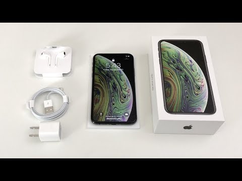 Видео: Распаковка iPhone XS: «Космический серый»! (iPhone 10s)