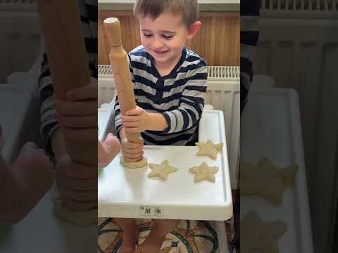 Видео: День прибирання, як я справляюся з помічниками😀. Прикорм Маші.