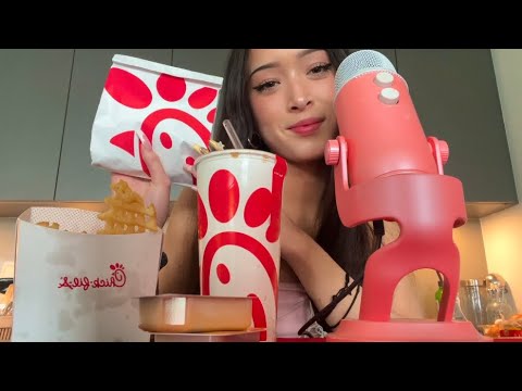 Видео: ASMR Чик-фил-а Мукбанг 🍔 (звуки рта)
