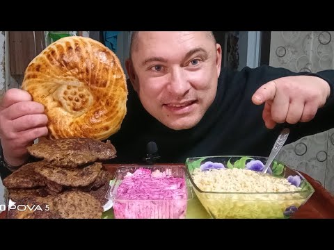 Видео: Мукбанг/обжорыч/вкусняшки/Доширак, печёночные оладьи, селёдка под шубой/mukbang/devoured/
