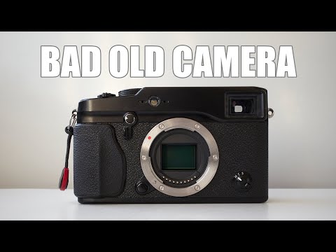 Видео: Fujifilm X-Pro1 первая беззеркалка Fujifilm. Leica для бедных. Bad Old Camera