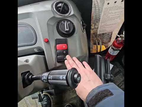 Видео: Крайняя комплектация экскаватора- погрузчика Shanmon 388H!!!