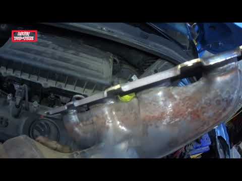 Видео: ✅✌🎥🛠👍 Skoda Rapid, Ремонт (снятие) выпускного коллектора Трещина выпускного коллектора. Болезнь CFNA