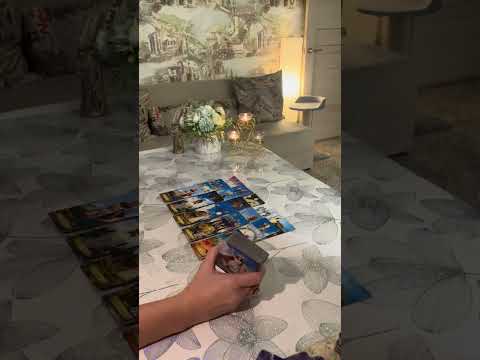 Видео: Мужчина в ярости и злится…