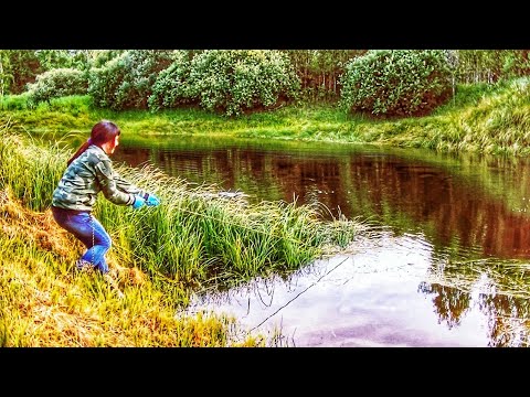 Видео: На поисковый магнит вытащила  находки. Магнитная рыбалка и красивая природа, что дух захватывает.