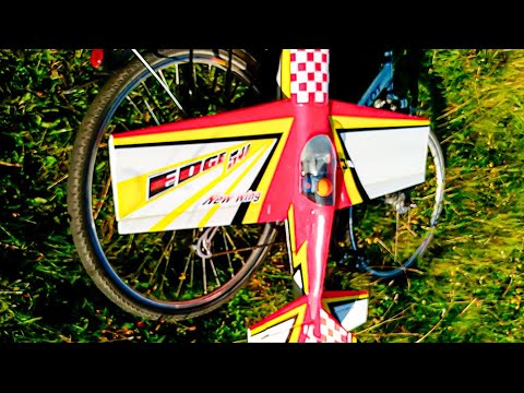 Видео: Классический пилотаж на самодельном радиоуправляемом пенолёте.