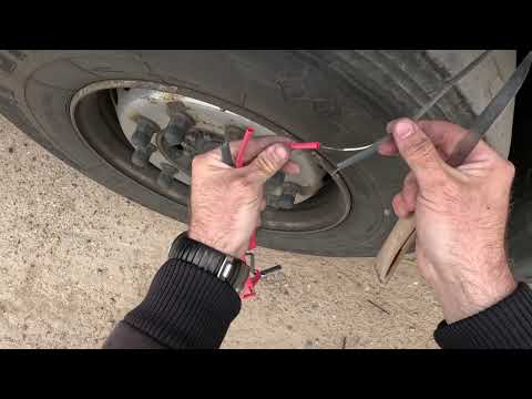 Видео: Экстренный ремонт освещения на прицепе Schmitz.