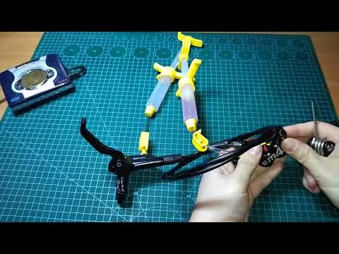 Видео: Complete disassembly and bleeding of the brake Meroca M4 MT420 / Прокачка и разборка тормоза