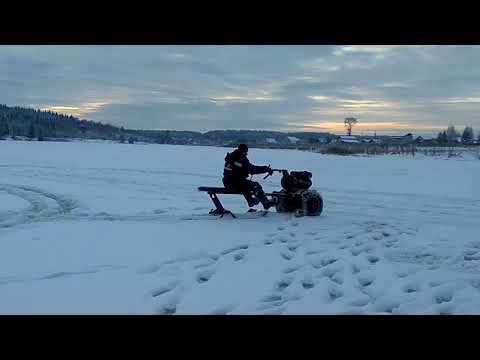 Видео: Мотоблок , снегоход , выезд на лёд,честный обзор.