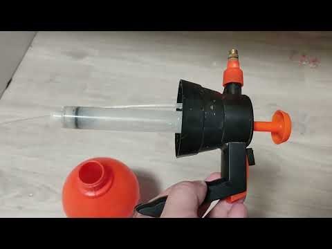 Видео: Ремонт садового распылителя (опрыскивателя). Распылитель для сада и ремонта