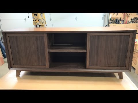 Видео: Современная медиа-консоль середины века, созданная на базе Lamello Zeta P2