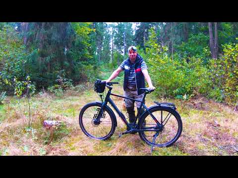 Видео: Обзор туристического велосипеда  Cube Travel