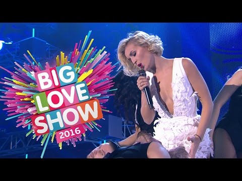 Видео: Полина Гагарина на Big Love Show 2016