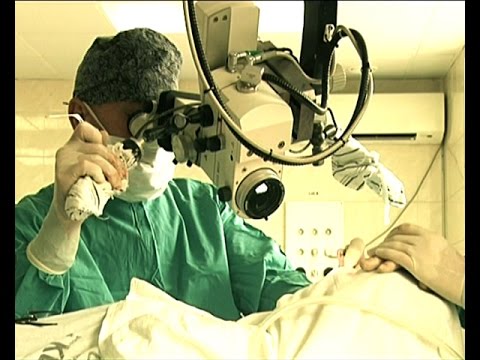 Видео: «Реанимация». Мужчине вернули слух