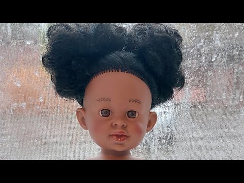 Видео: Marina and Pau испанская виниловая кукла. Маленькая мулаточка 30 см.
